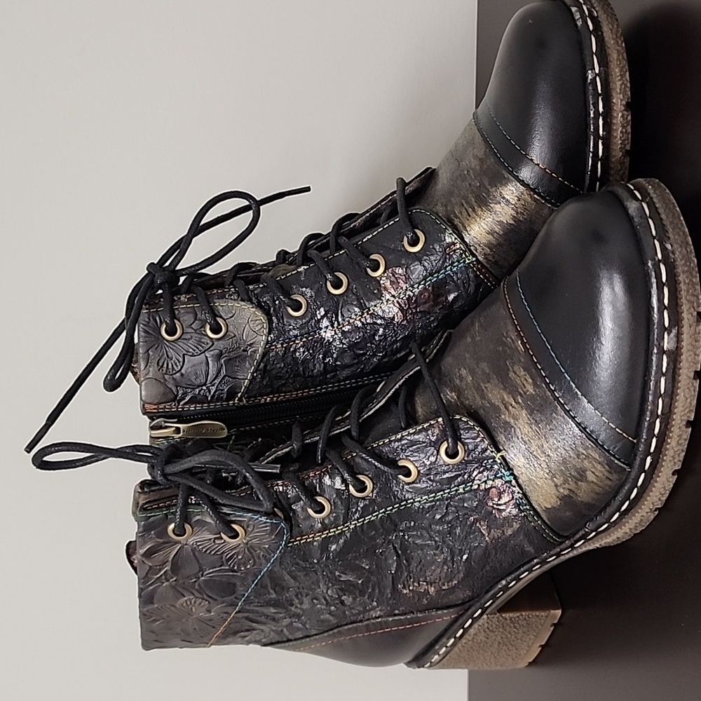 L'Artiste by Spring Step Leather Lace-up Boots Black US 9/ EU 40
